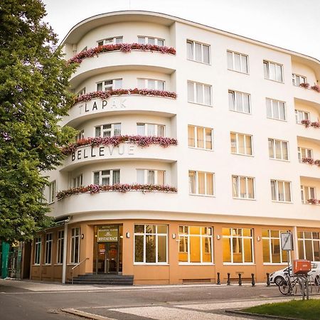 Hotel Bellevue Tlapak Podebrady Luaran gambar